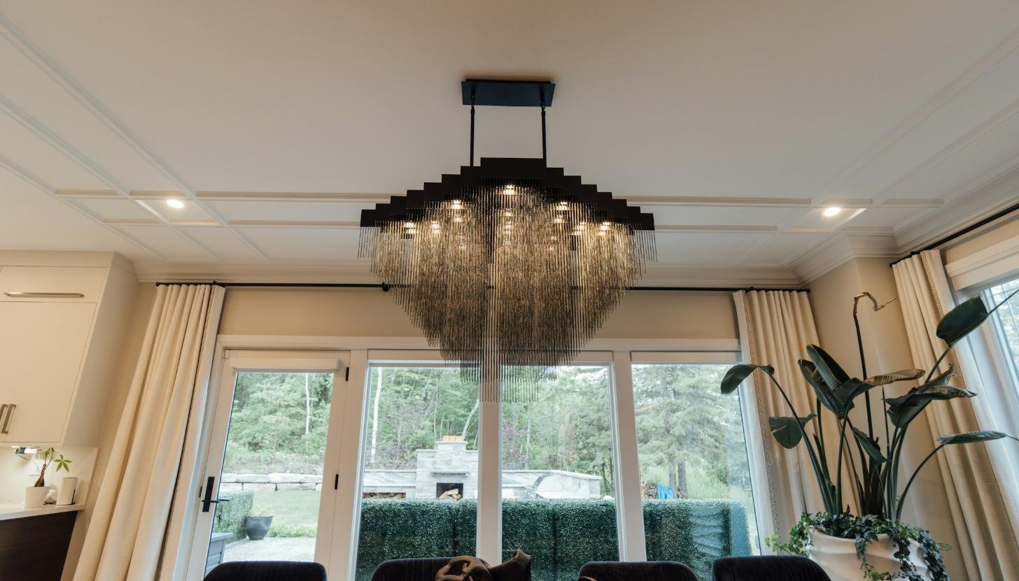 Sculptural decorative chandelier